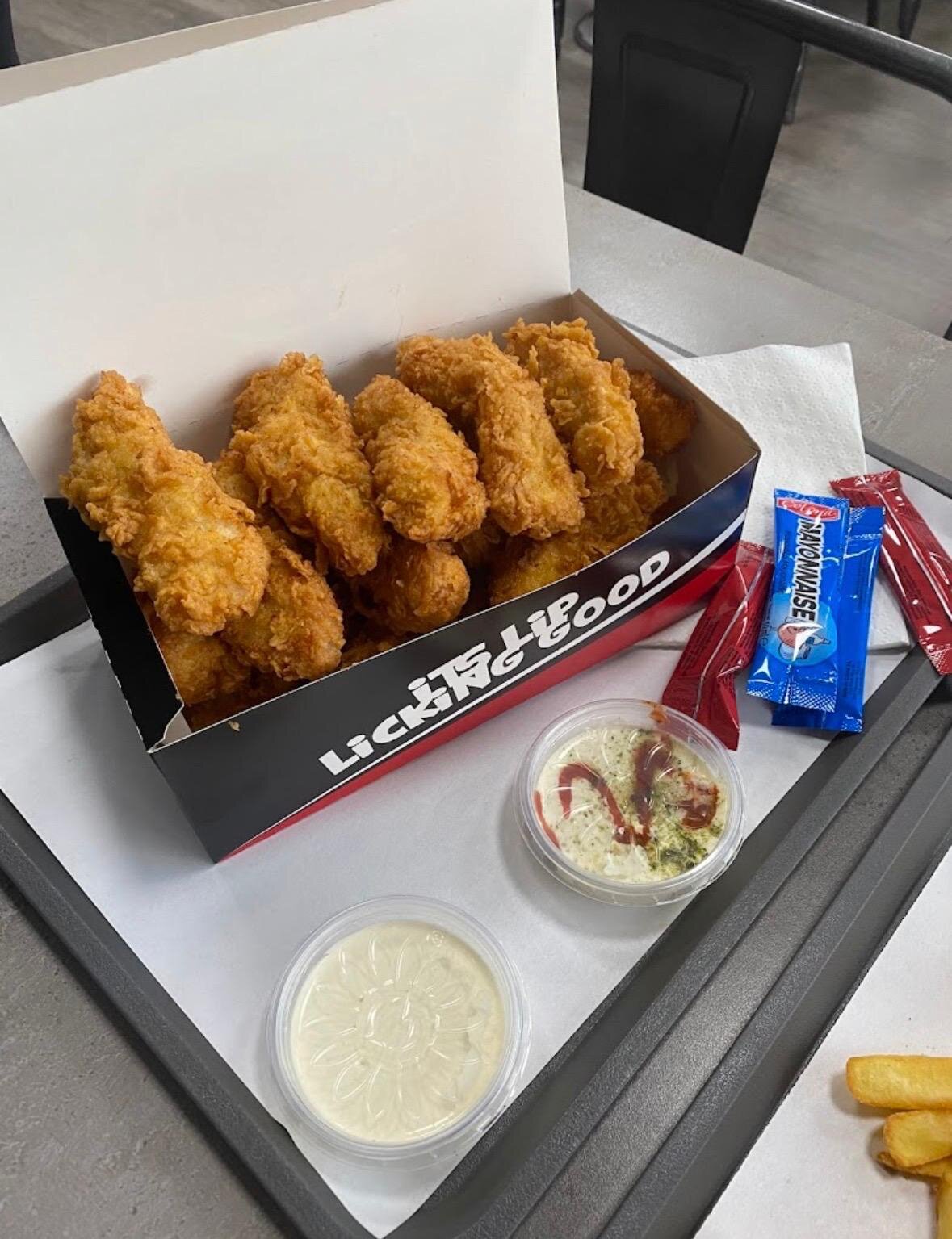 Box de tenders Kad' Chicken Street avec sauces